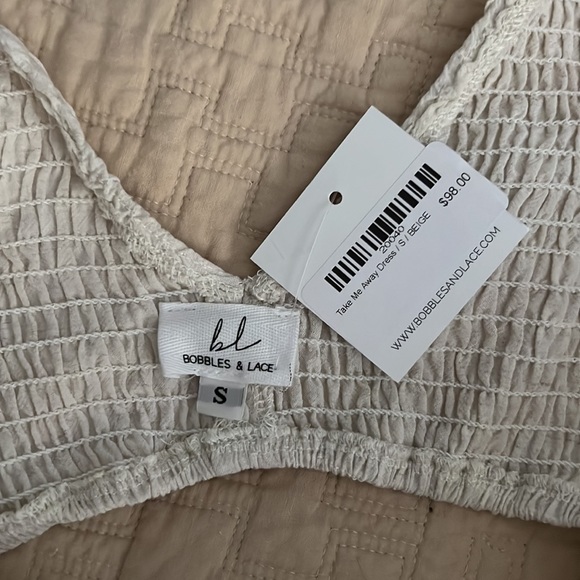 Boutique beige longe sleeve cut out maxi dress - Picture 3 of 4